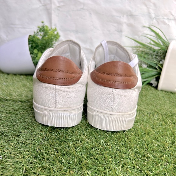 To boot New York Carlin Sneaker white Tan /Leather size 11.5 gently worn - Picture 10 of 16